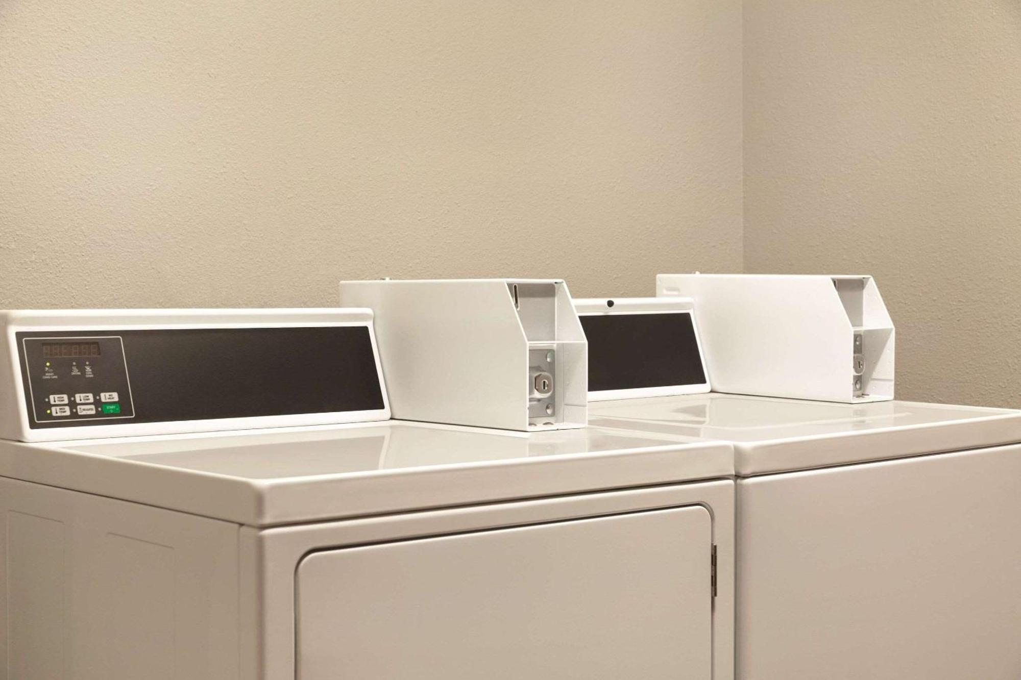 Country Inn & Suites By Radisson, Billings, Mt Екстериор снимка